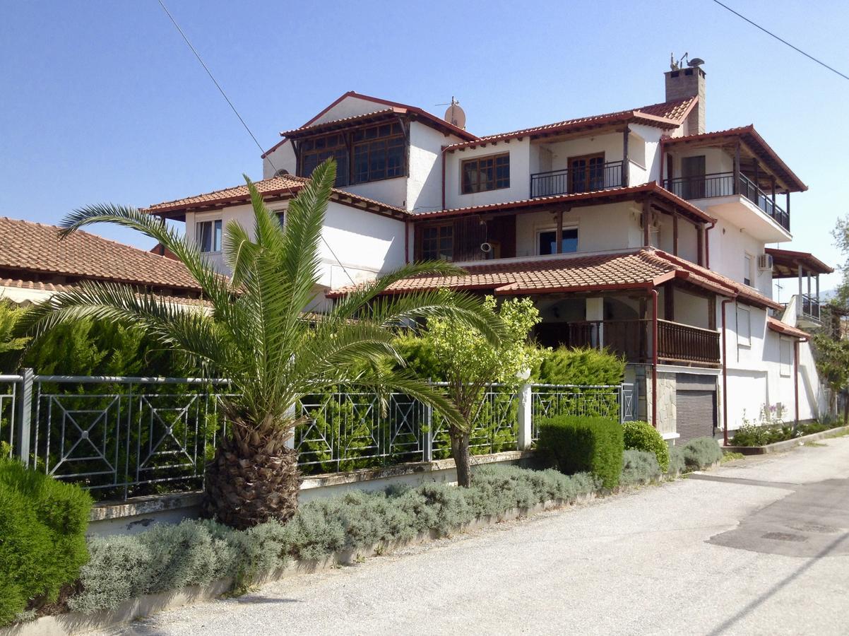 Menis Haus Apartment Nea Nea Vrasna Exterior photo